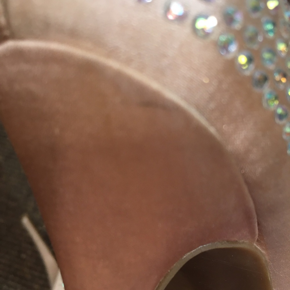 Jennifer Lopez crystal blush satin heels - Picture 8 of 8